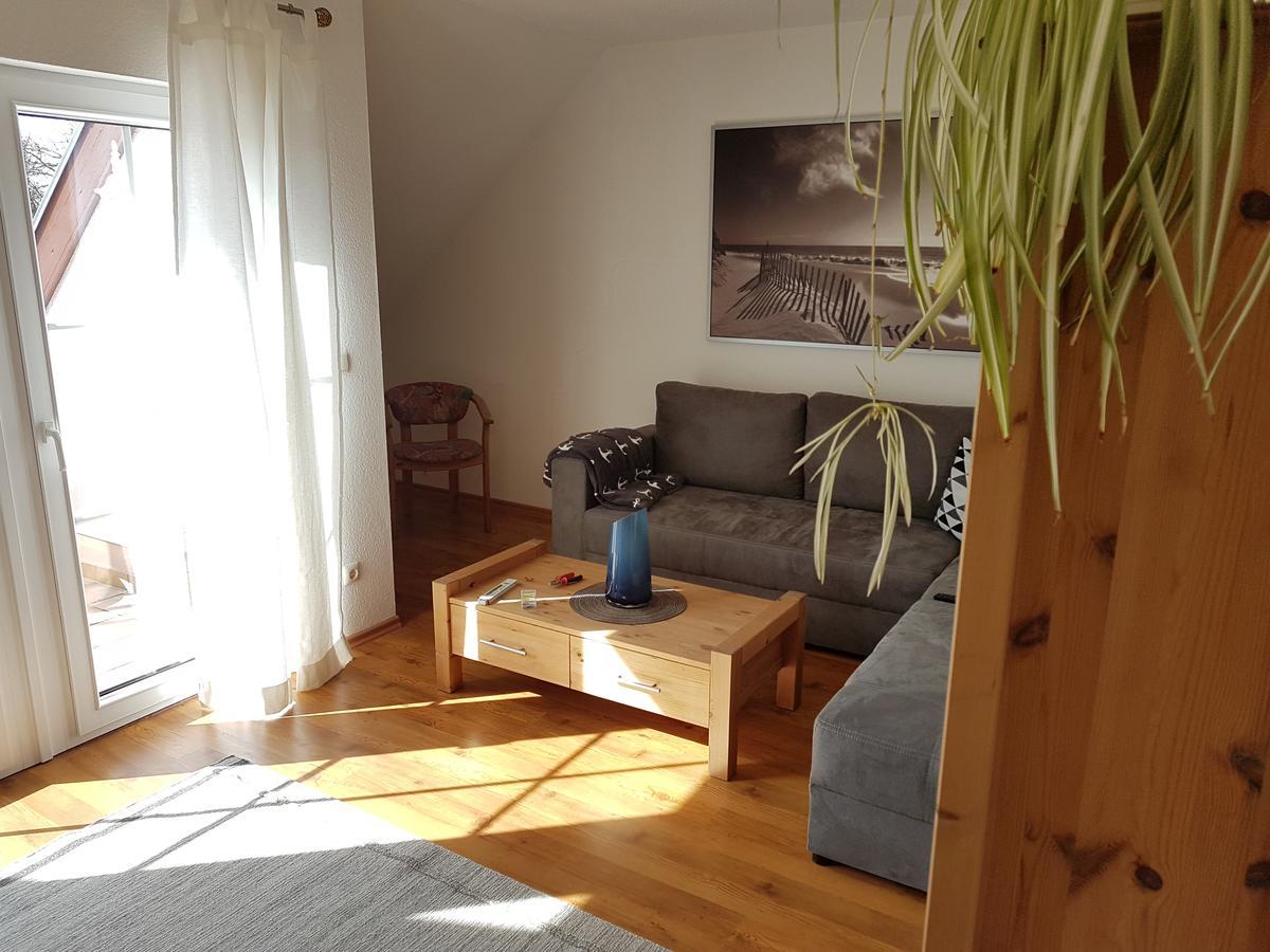 Pension Am Deich Kröslin Esterno foto