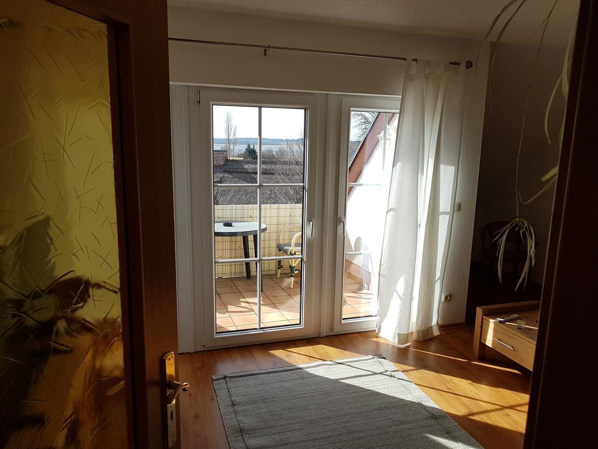 Pension Am Deich Kröslin Esterno foto